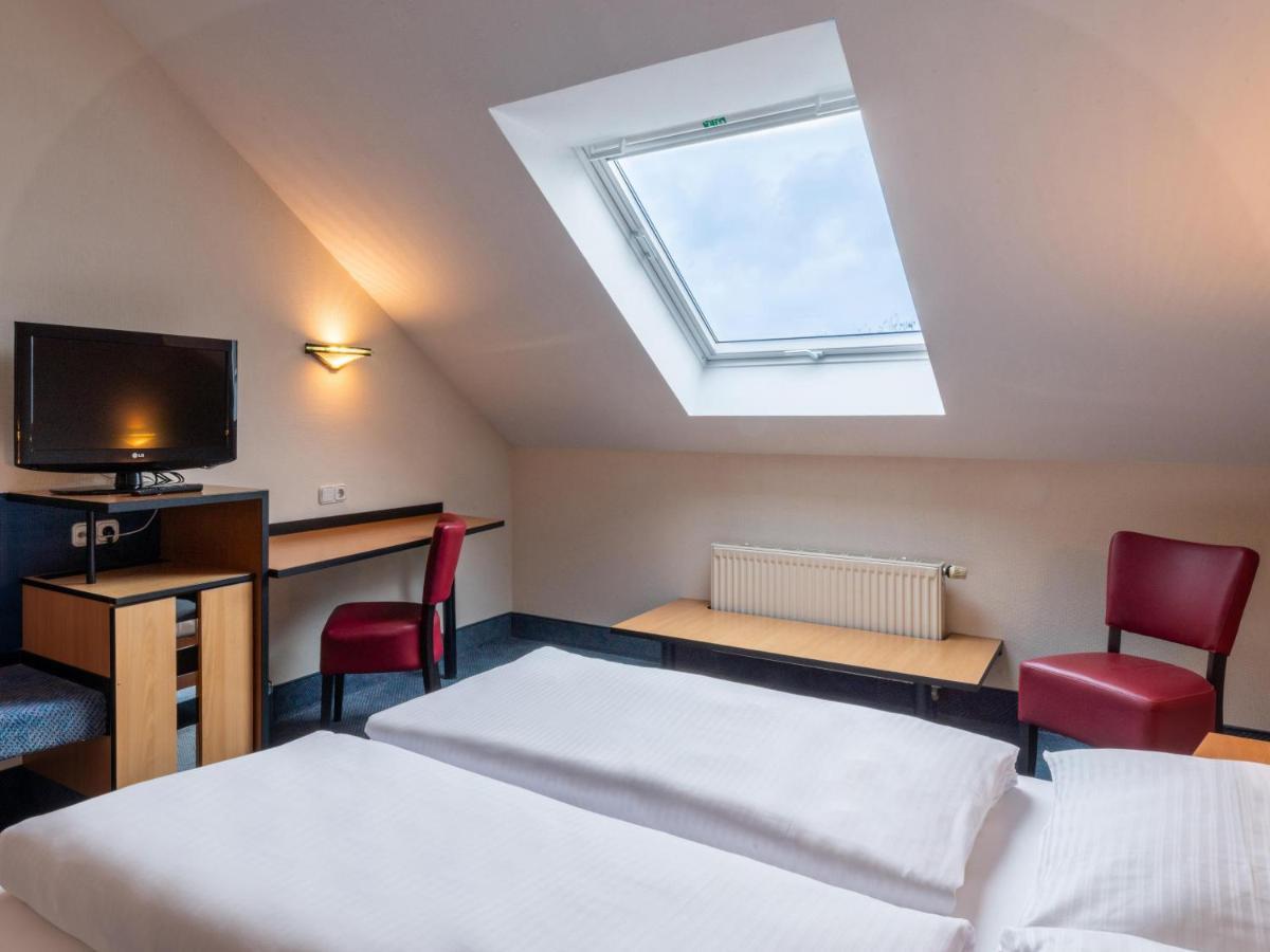 B&B Hotel Eschweiler Bagian luar foto