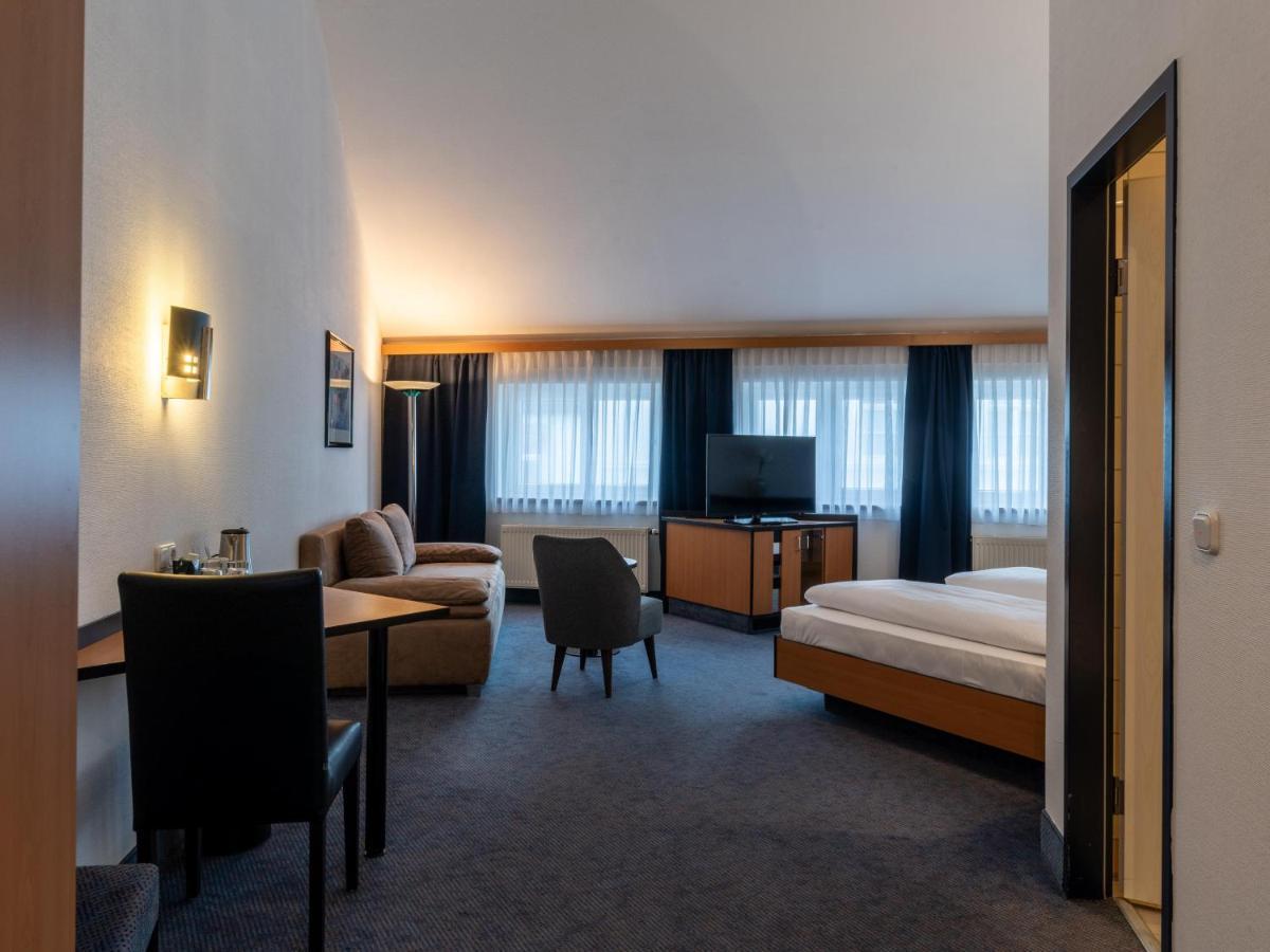 B&B Hotel Eschweiler Bagian luar foto