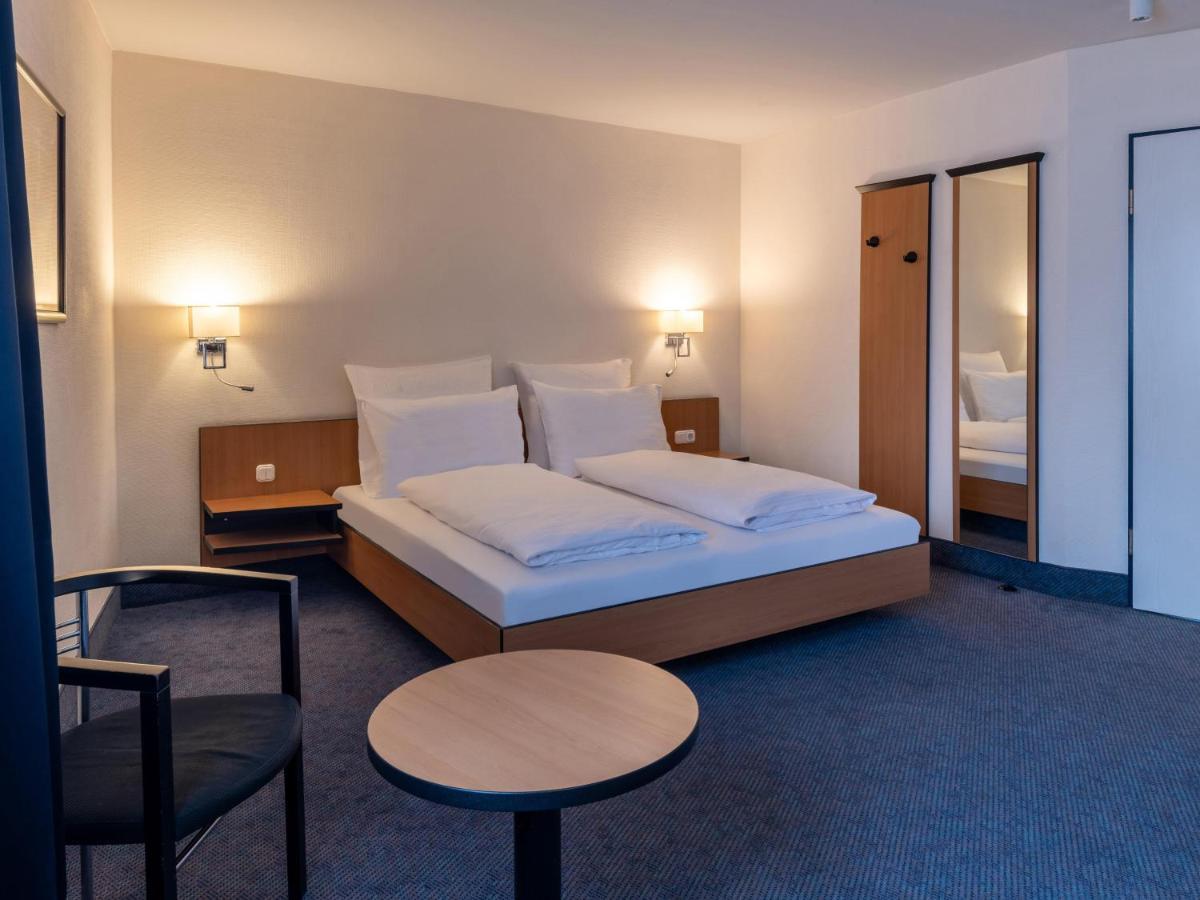 B&B Hotel Eschweiler Bagian luar foto