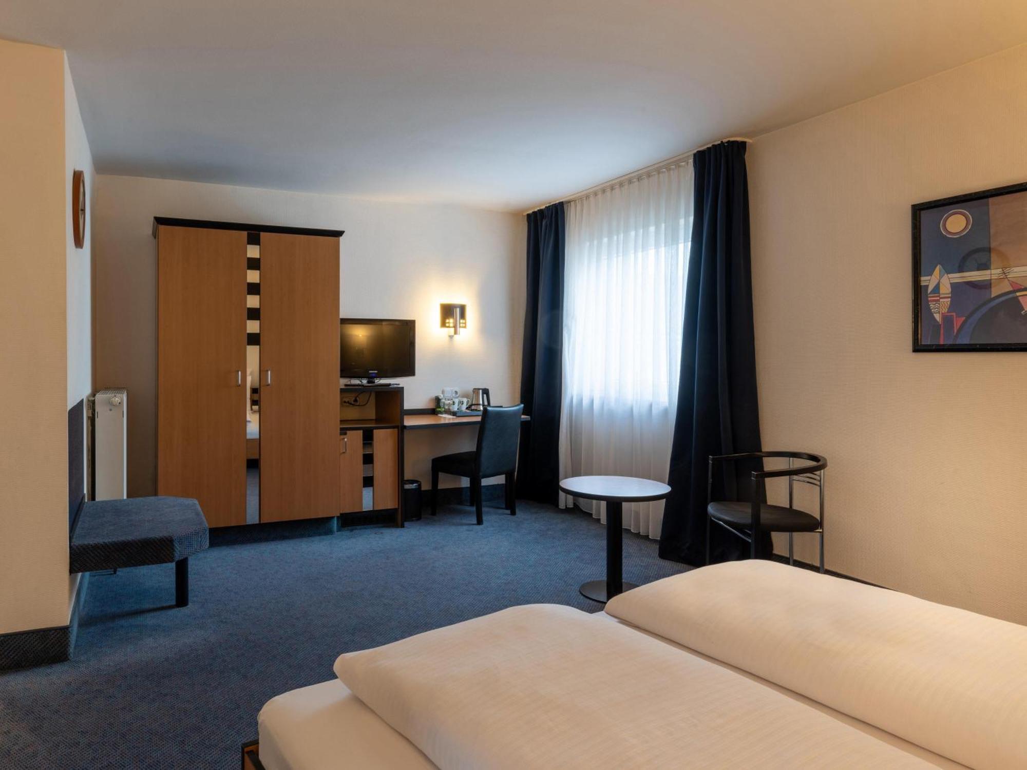 B&B Hotel Eschweiler Bagian luar foto