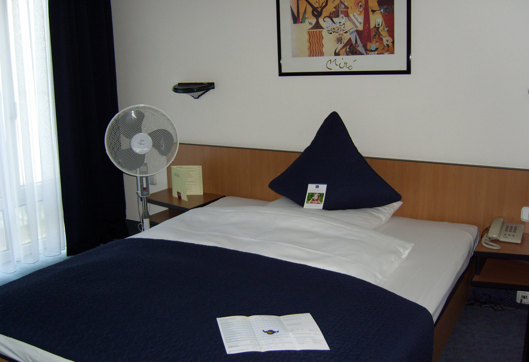 B&B Hotel Eschweiler Bagian luar foto